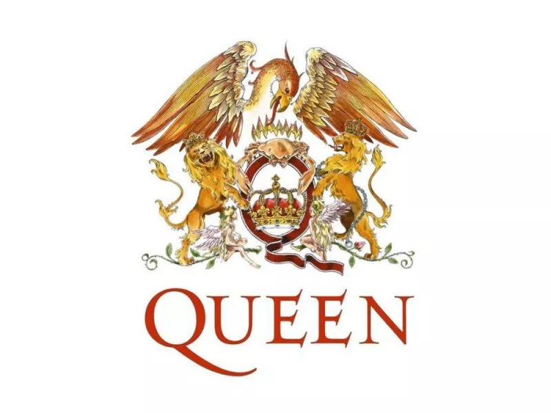 O logotipo do Queen possui tons de vermelho, dourado e laranja. No meio da arte há uma fita vermelha e dourada que se curva para formar um Q. Dentro dela, Q há uma coroa tradicional em ouro e vermelho. Um caranguejo laranja rodeado por chamas se posiciona no topo do Q e dois leões coroados estão em cada lado do Q. O leão direito está olhando para o lado, enquanto o leão do lado esquerdo está virando para olhar os "espectadores". Na parte inferior do Q, duas fadas loiras com asas apoiam-se em vinhas. Ao longo do topo do Q, vemos uma fênix ao longo de todo o logotipo. Abaixo da arte, está a palavra “Queen”. O nome da banda está em uma cor vermelho-laranja e está escrito em letras maiúsculas com serifas alongadas
